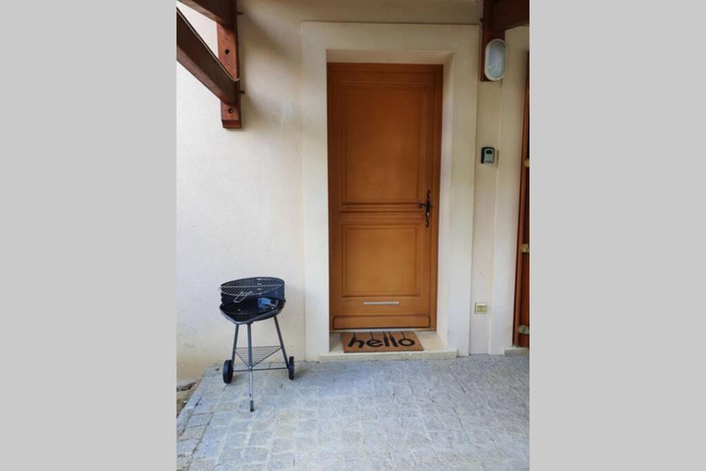 Sarlat - 24 - L'Appartement D'Euphe Avec Piscine Εξωτερικό φωτογραφία